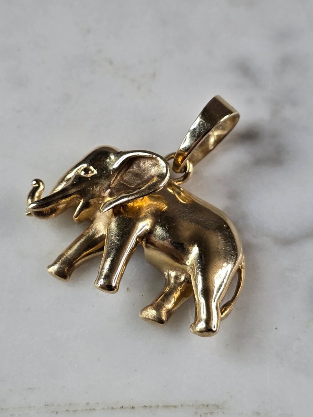Womens Vintage Estate 14K Gold Michael Anthony Elephant Pendant 6.5g E7219